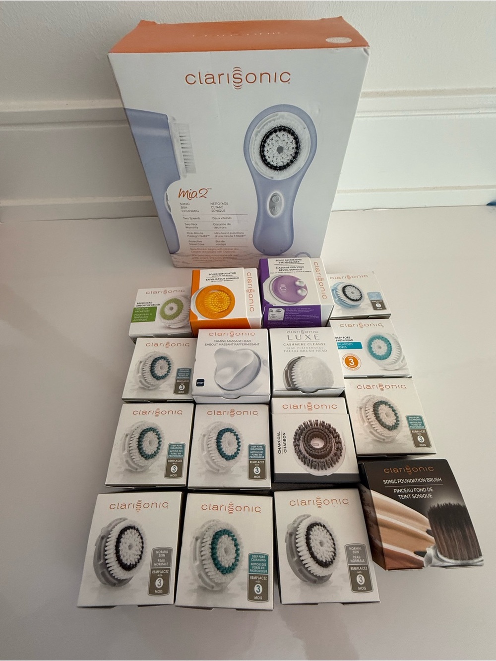 Clarisonic Mia 2 Lavender Facial Cleansing Brush with 16 Replacement Brush Heads